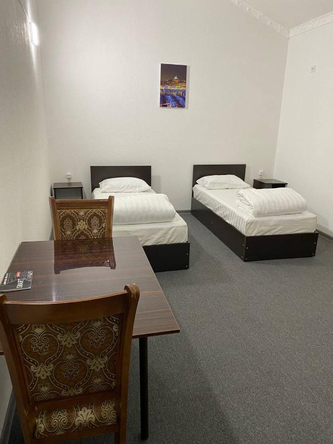 Green Apple Guest House Ташкент Экстерьер фото