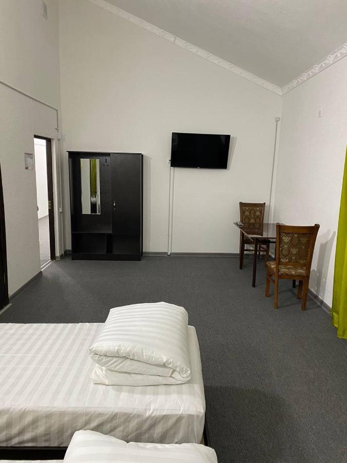 Green Apple Guest House Ташкент Экстерьер фото